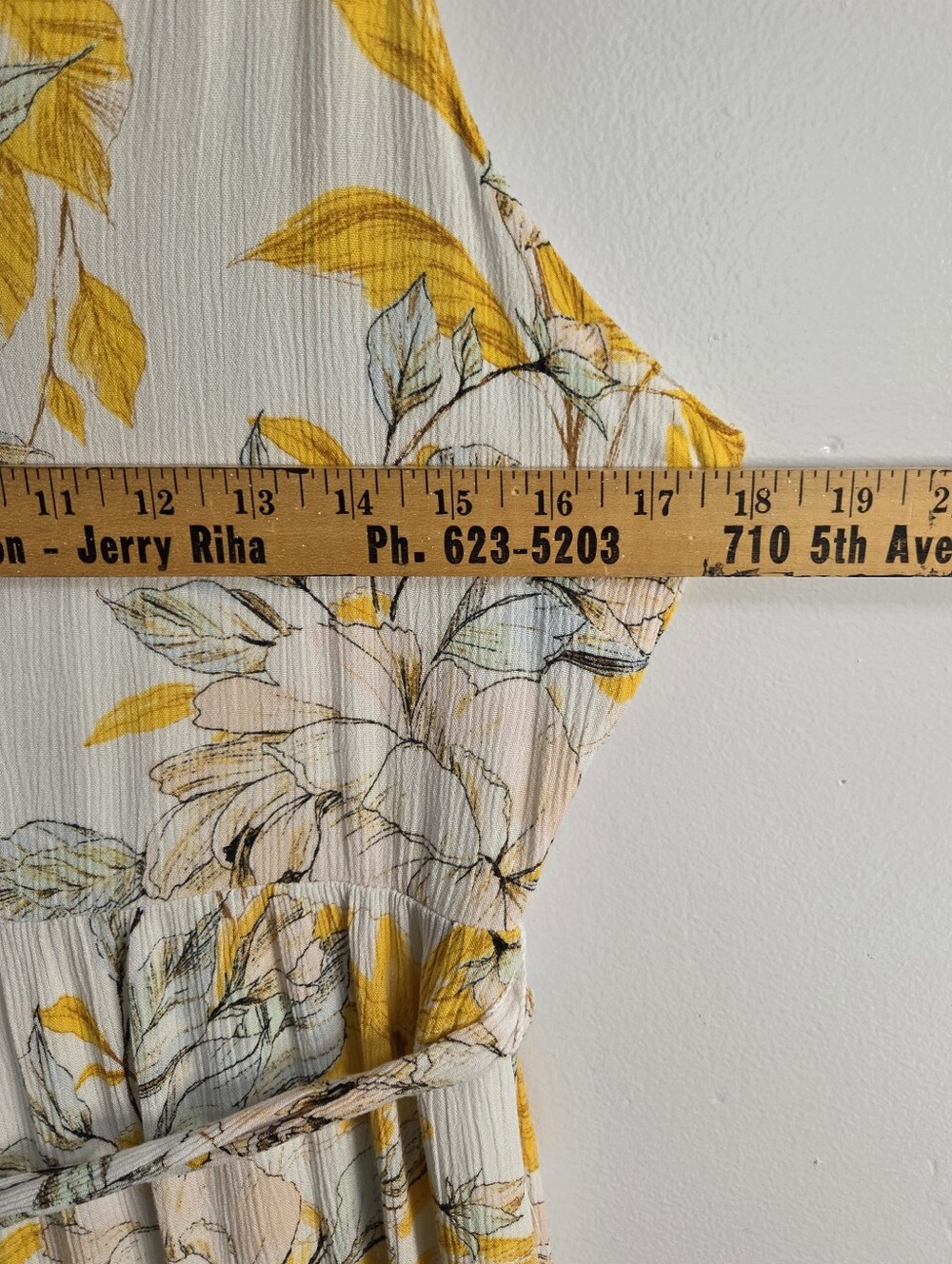 Nicole Miller Dress Size 6 - Picture 4 of 6